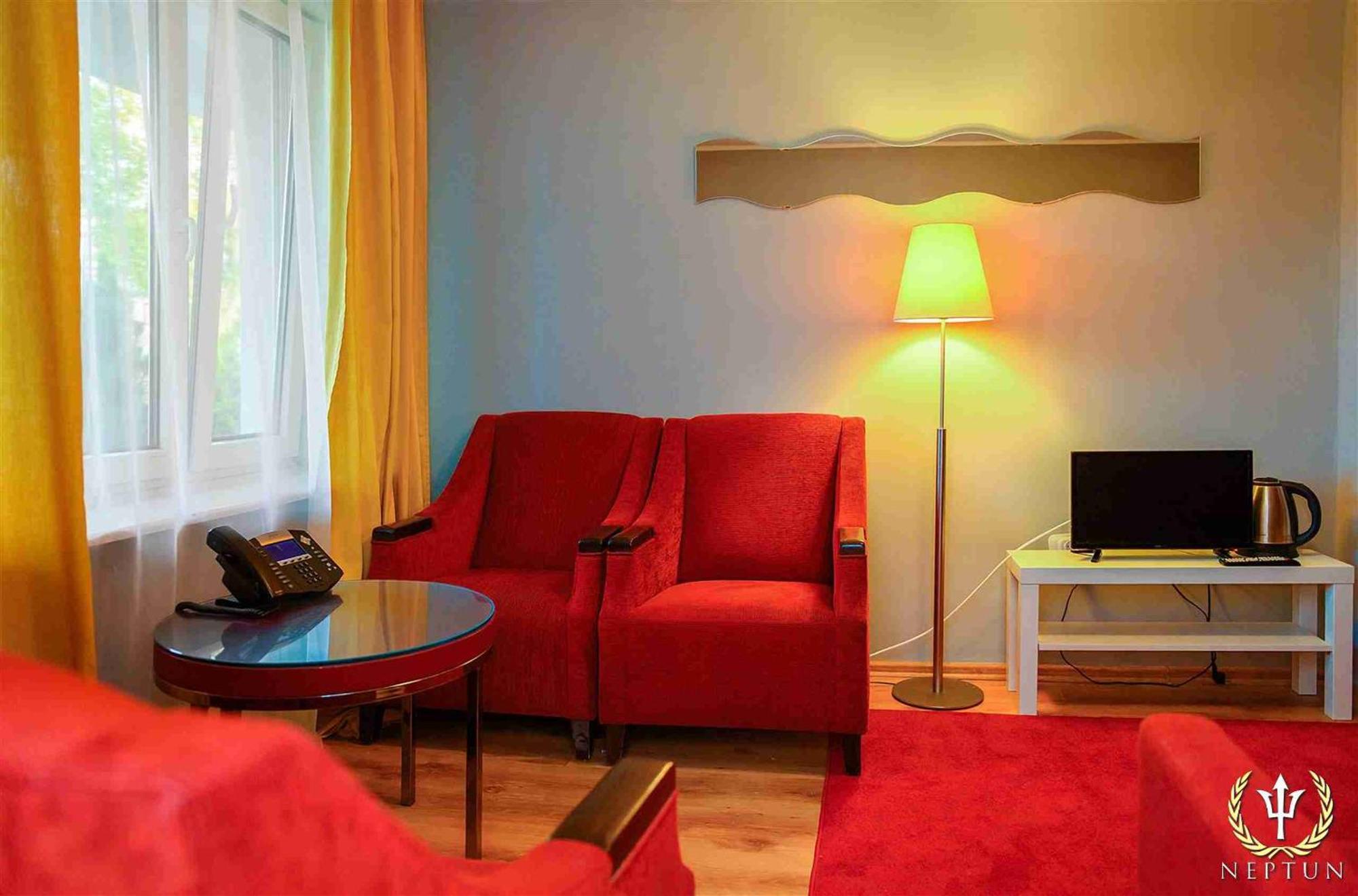 Hotel Neptun Jastrzebia Gora Exterior photo